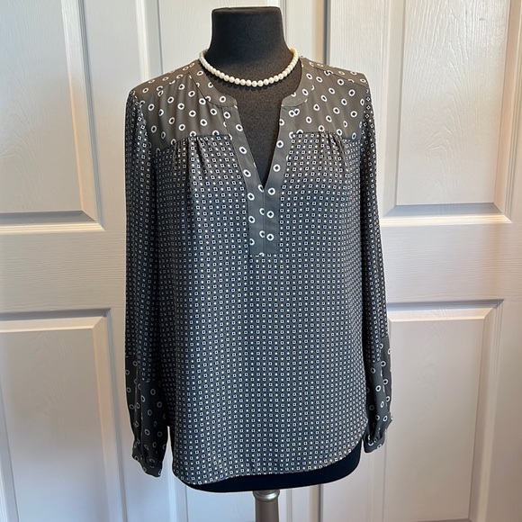 NYDJ BLOUSE SIZE XS - Picture 1 of 8
